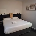 Escale Kennedy Hotel *