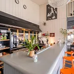 Escale Kennedy Hotel