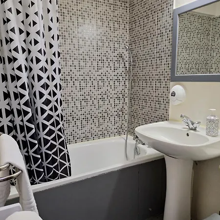Hotel Escale Kennedy *