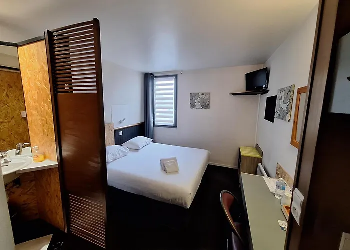 Escale Kennedy Hotel *