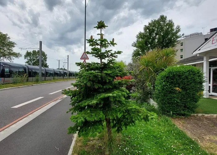 Escale Kennedy * Merignac (Gironde)