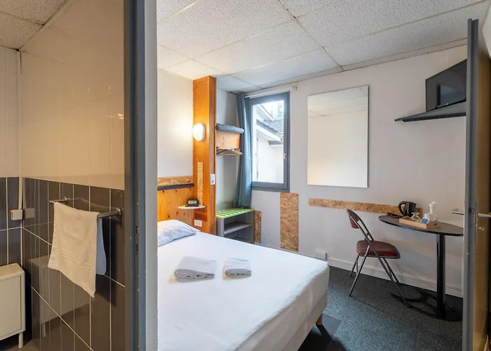 Escale Kennedy Merignac (Gironde)