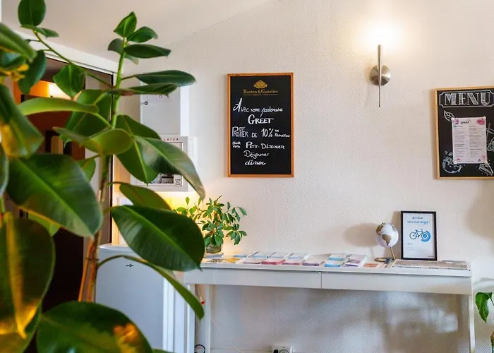 Escale Kennedy Hotel *