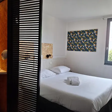 Hotel Escale Kennedy *