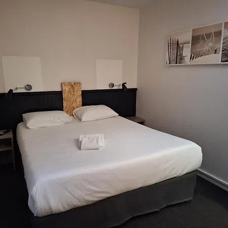 Escale Kennedy Hotel *